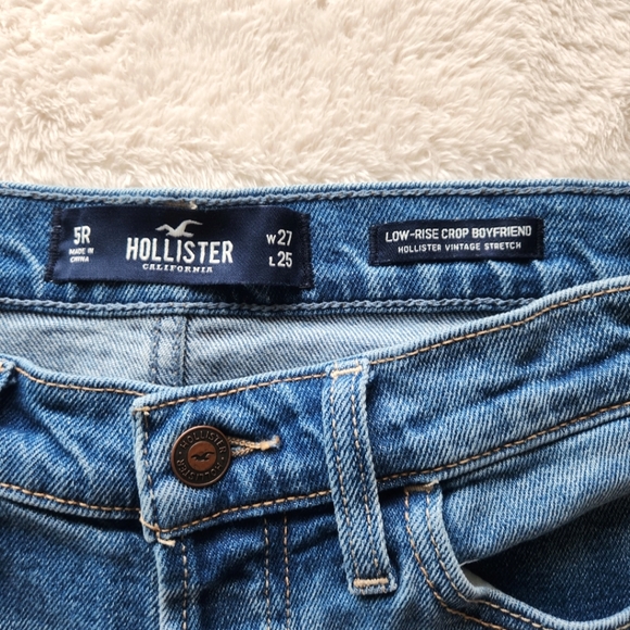 Hollister Low-Rise Boyfriend Crop - Picture 3 of 4